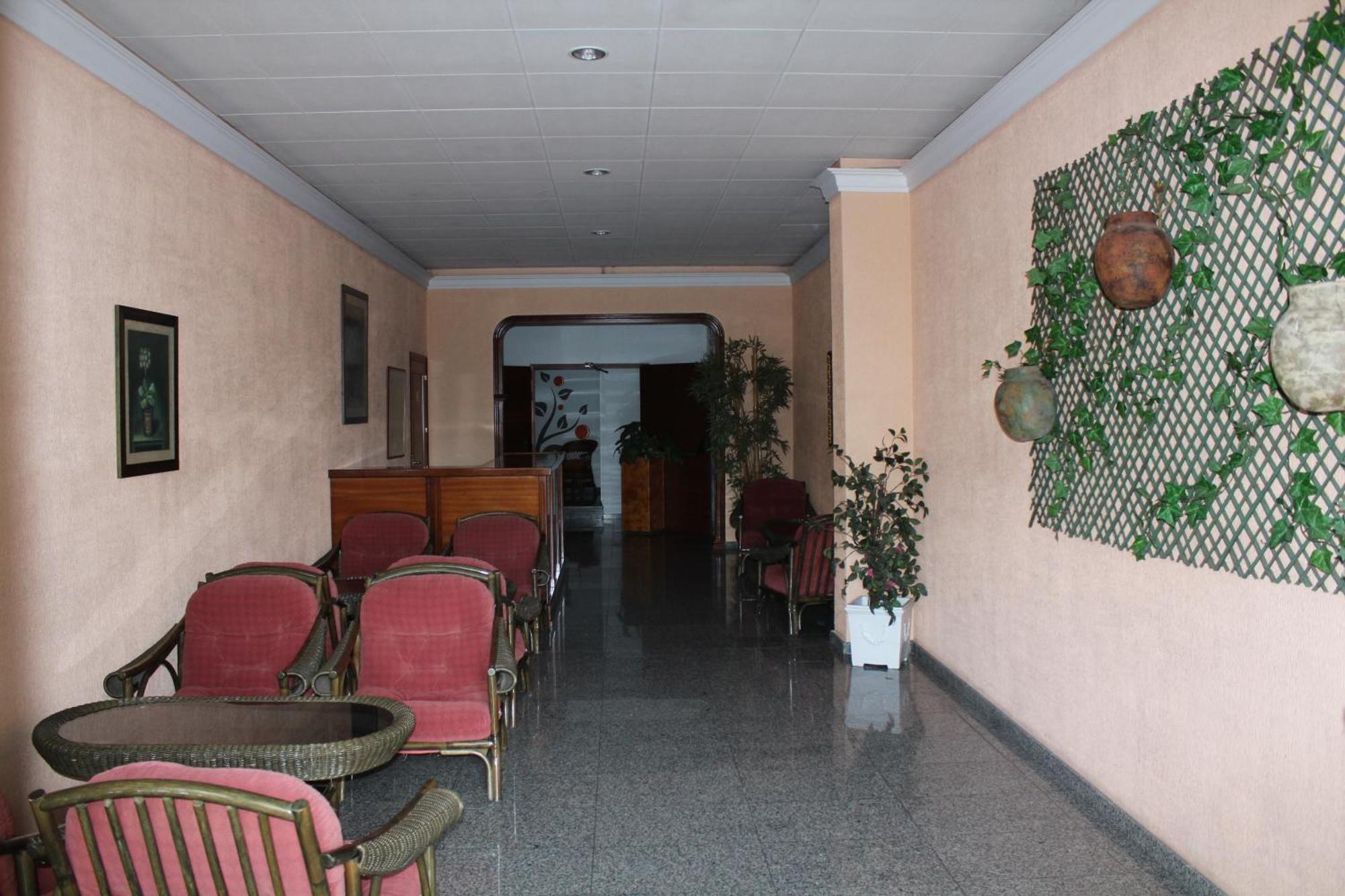 Hotel Los Naranjos A Revolta Exterior foto